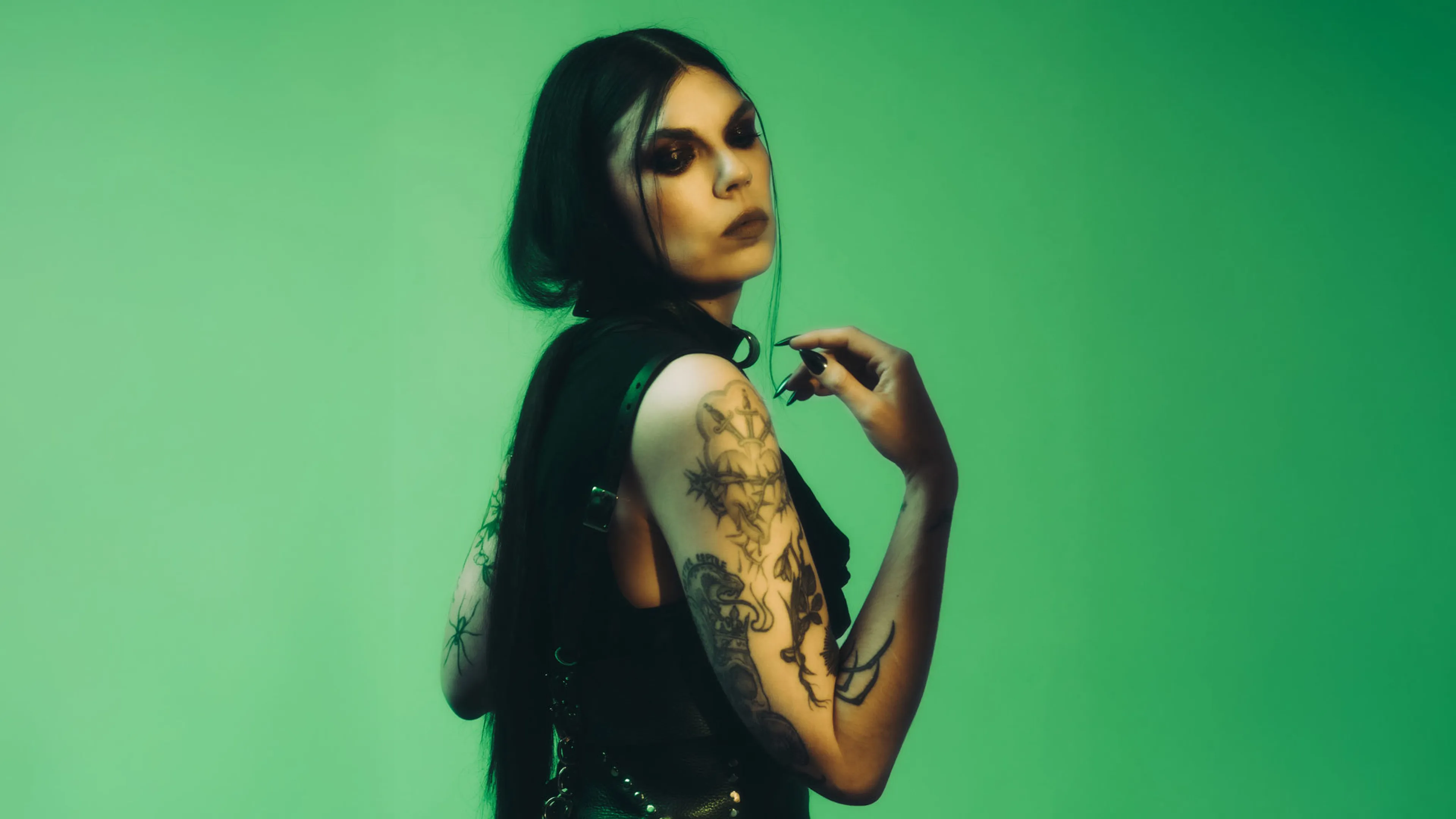 A.A. Williams announces third album Solstice and shares new single Hold It Together